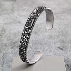 Bracelet pour homme Yunnique en argent tibétain rétro nordique avec runes vikings, design ouvert en forme de C, bijou cadeau - Product Image 2