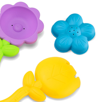 Outils de jeu de bac à sable pour enfants pelle en forme de fleur tamis à sable seau de plage jouer ensemble de jouets de sable pour les tout-petits