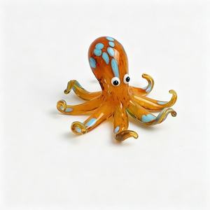 Petite figurine de canard en verre soufflé à la main, couleur rouge ambre, art populaire, sculpture animale, écologique, sculptée, décorative - Product Image 2