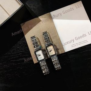 Nouvelle montre à quartz pour femme avec bracelet carré orné de pierres précieuses, bague et boucles d'oreilles – Ensemble de bijoux tendance pour femme - Product Image 6