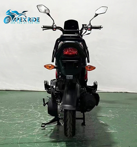 Scooter Apex Ride pratique à double démarrage 149cc avec démarrage sans clé, vitesse maximale de plus de 80 km/h pour les trajets quotidiens en ville - Product Image 3