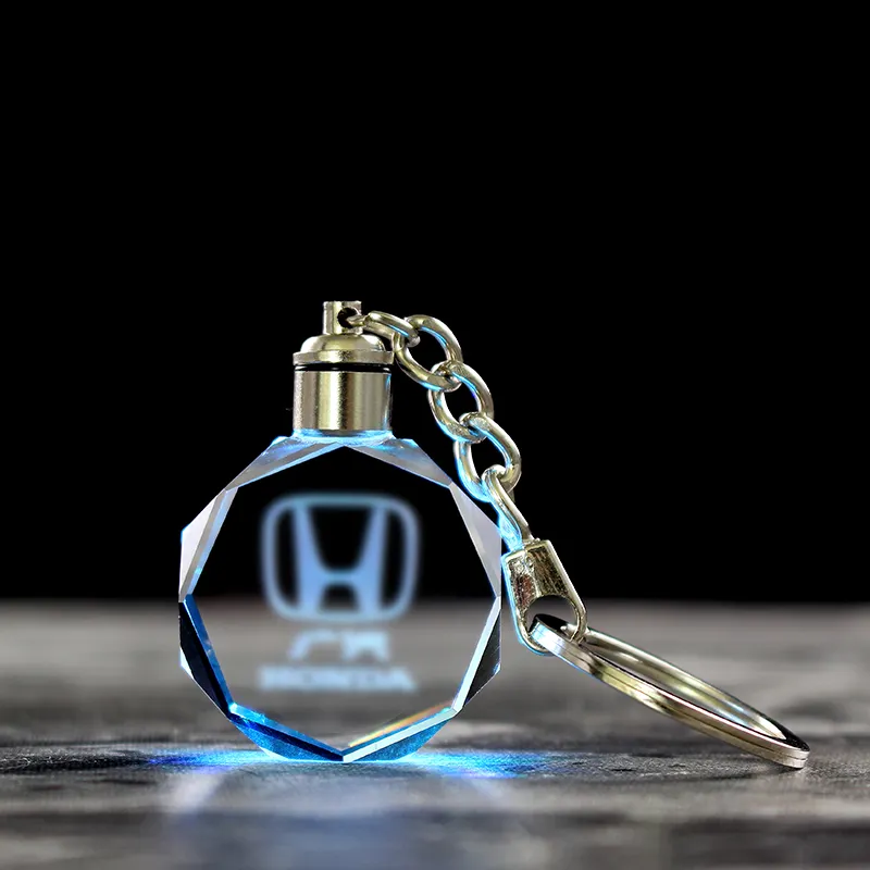 Gantungan Kunci LED Kaca Logo Mobil Terukir Laser Kristal Kustom Termurah Hadiah
