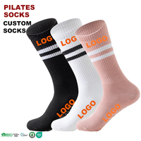 Chaussettes de compression personnalisées avec logo pour le Pilates et la course à pied pour femmes - Chaussettes respirantes antidérapantes résistantes à l'usure en polyester/nylon