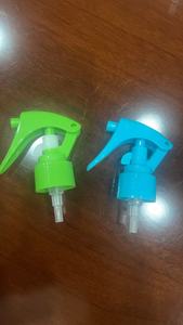 Mini Pulverizador de Gatillo Negro de Plástico Suave Antiderrames 24/410 (24 mm) para Productos de Limpieza Cosmética - Product Image 6