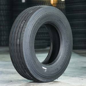 Position de conduite 9.5R17.5 18PR 215/75R17.5 235/75R17.5 315/80R22.5 Pneus de camion tout acier - Product Image 5