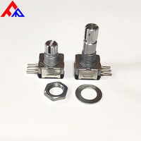 Encodeur incrémental EC11 3 broches de haute qualité PEC11 commutateur de broche verticale DC5V sortie de tension métaux et plastiques pour appareils Audio