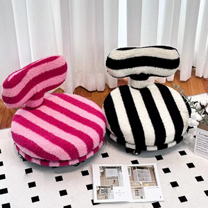 Petite chaise d'apprentissage universelle pour ménage paresseux avec roue à poulie pour la couture de beauté petit tabouret de patinage à roulettes - Product Image 3