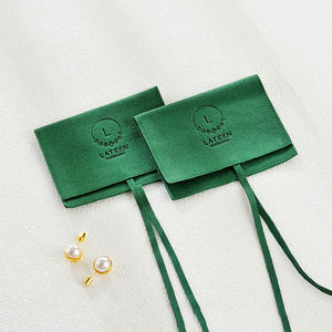 Factory Direct Sales Elegant 8*10cm Velvet Microfiber Suede Jewelry Bag Bow <b>Tie</b> Envelope Flap for Valuable Pieces - Product Image 1