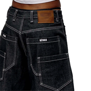 Shorts de mezclilla para hombre Hot Double Pocket, estilo streetwear, 100% algodón, con costuras en contraste, corte recto, denim japonés con orilla cruda. - Product Image 3