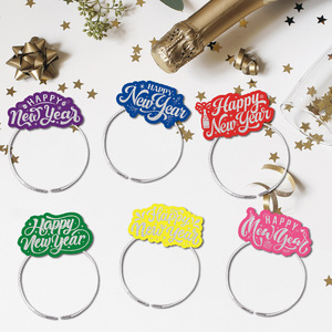 Kit Colorato per Festa di Capodanno: Set di 12 Cerchietti di Carta e Cappelli a Cono per Celebrazioni in Casa e al Bar - Product Image 2