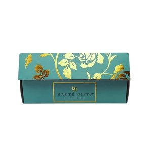 Boîtes cadeaux <span class=keywords><strong>d</strong></span>'emballage <span class=keywords><strong>d</strong></span>'expédition de carton de feuille <span class=keywords><strong>d</strong></span>'<span class=keywords><strong>or</strong></span> imprimées de deux côtés pliables rouges de luxe - Product Image 3