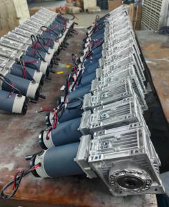 NMRV040 NMRV050 NMRV063 NMRV075 sonsuz dişli kutusu DC fırça motoru 60W-7.5KW 12V/24V hız düşürücü <span class=keywords><strong>PWM</strong></span> hız kontrolü ODM flanş monte - Product Image 6