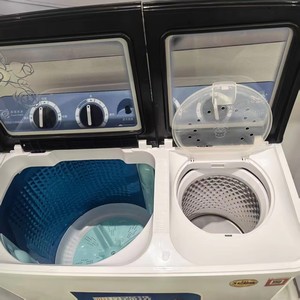 Lave-<span class=keywords><strong>linge</strong></span> semi-automatique à double cuve OEM 20 kg, laveuse et essoreuse à chargement par le haut pour usage domestique - Product Image 3