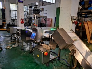 Nhà Máy giá tự động trực tuyến kiểm tra định lượng với máy dò kim loại cho ngành công nghiệp thực phẩm - Product Image 6