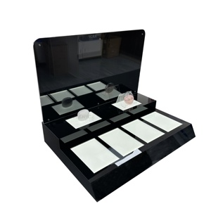 Présentoir d'accessoires de téléphone portable en acrylique personnalisé en gros avec lumière LED vitrine en PMMA de haute qualité - Product Image 2