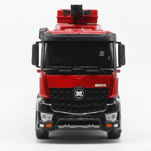 Camion de pompiers télécommandé Huina SJY-1562 1:12 avec pulvérisation d'eau, câble USB 2,4 GHz, idéal pour les cadeaux d'experts - Product Image 1
