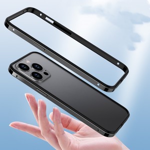 Venta al por mayor de aluminio de metal de silicona duro antigolpes marco a prueba de golpes contraportada parachoques caso para <span class=keywords><strong>iPhone</strong></span> 16 15 <span class=keywords><strong>14</strong></span> 13 <span class=keywords><strong>Pro</strong></span> <span class=keywords><strong>Max</strong></span> caso - Product Image 2