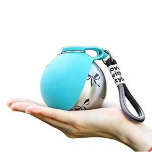 Bouteille de voyage mignonne en acier inoxydable 304 pour chien et chat, bol pliable en silicone, gourde anti-fuite pour chiot, pour la promenade et le camping, Leyocar - Product Image 3