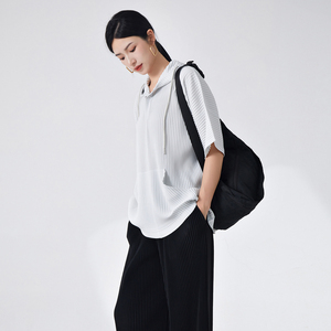 Sudadera con capucha suelta plisada de alta calidad, ropa unisex, jersey negro, tops versátiles de talla grande para mujer en stock o OEM personalizado - Product Image 4