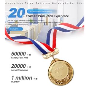 Plancher surélevé en acier antistatique avec surface en HPL haute pression et PVC - Product Image 6