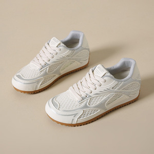 Chaussures de course décontractées et sportives légères LYKU BN2006 pour femme, été 2006, à lacets, avec empeigne en maille respirante, style coréen tendance - Product Image 1