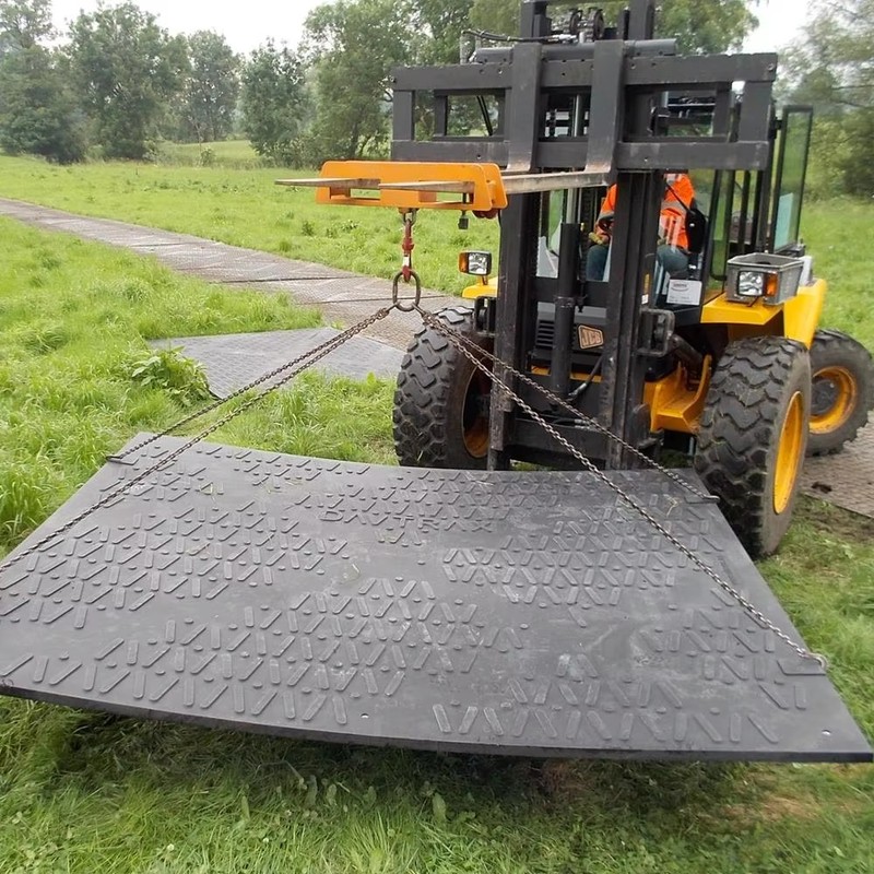 Reusable HDPE Ground Protection Board with