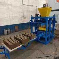 Une machine avec des briques de conservation de fonctions multiples Qt4-24 le bloc automatique faisant la machine