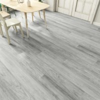 3,5mm 4mm 4,5mm 5mm 6mm Holzoptik Wasserfester PVC-Klick-Vinylboden SPC-Bodenbelag für Innenräume