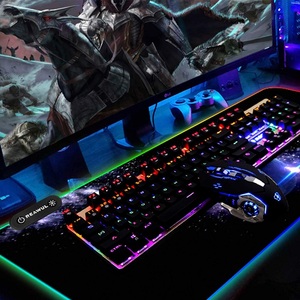 Alfombrilla de Ratón <span class=keywords><strong>para</strong></span> Juegos RGB Personalizada, Diseño Suave con Corte a Troquel, Alfombrilla de Ratón LED Grande, Efecto 3D Azul y Rosa - Product Image 6