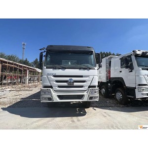 Camion Ribaltabile Diesel Sinotruk Howo Usato a 10 Ruote 6x4 per Ingegneria con Telecamera - Product Image 1