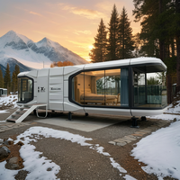 Maison préfabriquée moderne en conteneur, mini-maison capsule spatiale avec balcon