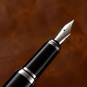 Penna Stilografica di Lusso in Metallo con Logo Personalizzato, Punta in Iridio, Adatta per Cartucce d'<span class=keywords><strong>Inchiostro</strong></span> da 2,6mm, Ideale per Firme Aziendali e Calligrafia - Product Image 3