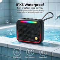 Speaker Nirkabel Luar Ruangan M300, Mendukung Audio Kartu TF Radio FM, Speaker Portabel Kecil