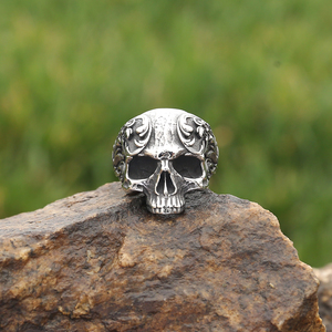 Anello con teschio Punk da uomo con gioielli gotici in acciaio inossidabile di moda - Product Image 2