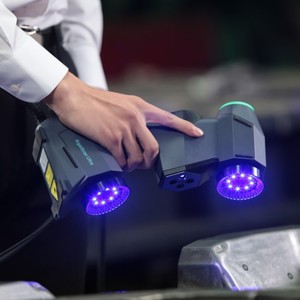Escáner 3D portátil Serein RigelScan Ultra de grado industrial con láser para ingeniería inversa y medición de piezas grandes - Product Image 2