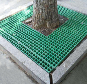 Plaque <span class=keywords><strong>de</strong></span> <span class=keywords><strong>grille</strong></span> en acier perforée à trous carrés revêtue <span class=keywords><strong>de</strong></span> PVC - <span class=keywords><strong>Grille</strong></span> anti-corrosion <span class=keywords><strong>pour</strong></span> allées et jardins - Product Image 3