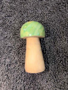 Miniature de champignon en bois artisanal à base large et haute, spécification G-EAS - Product Image 1