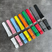 Nouveau bracelet de montre de luxe 2026 de haute qualité en fluororubber avec embout en alliage de titane pour homme