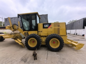 Niveleuse de moteur de machines de terrassement d'occasion à vendre, CAT 140H 140G 140K, d'occasion au Japon - Product Image 5