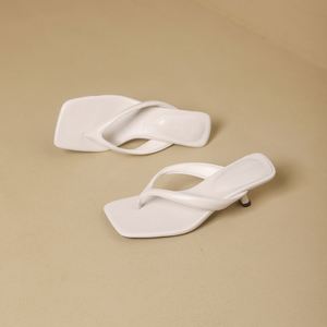 Sandalias de Tacón Alto Sexys para Mujer, Estilo Veraniego, Retro, con Estampado de Leopardo, Punta Cuadrada, Tacón de Aguja, Chanclas Transpirables - Product Image 3
