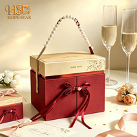 Boîte cadeau rigide de luxe à double porte avec logo personnalisé et poignée en ruban perlé pour emballage de souvenirs de mariage pour demoiselles d'honneur, vente en gros OEM