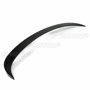 สปอยเลอร์หลังทรง AC สำหรับ BMW E60 ซีรีส์ 5 ปี 2004-2010 สีดำเงา - Product Image 2