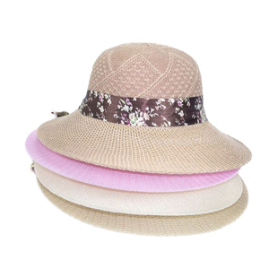 Chapeau de soleil à large bord en paille pour femme, avec ruban floral dessiné à la main, pliable, en herbe naturelle, accessoire d'été pour la plage ViettimeCraft - Product Image 2