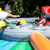 Jeu gonflable commercial Wipeout Challenge, grand jeu gonflable Meltdown Wipeout pour événements, carnavals, parcs d'attractions, location
