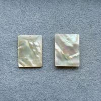 Plaques carrées sculptées CNC en nacre naturelle, idéales pour la création de bijoux DIY (colliers et bracelets) - Vente chaude