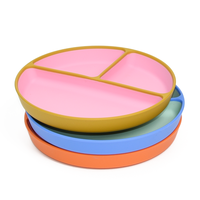 Vente en gros Vaisselle de qualité alimentaire sans Bpa en silicone pour bébé avec assiette en plastique Bol à dîner moderne pour enfants en silicone pour l'alimentation de bébé