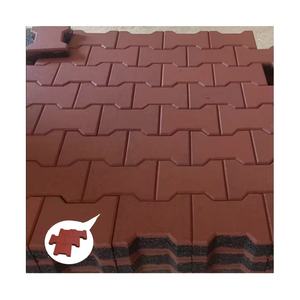 Baldosa pavimentadora de suelo de goma antideslizante con hueso de perro para pasarela de caballo - Product Image 1