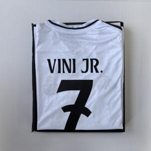 Camiseta de Fútbol Personalizada VINI JR 7, Versión para Fanáticos, 100% Poliéster, Transpirable, Ligera, Manga Corta, para Colección de Fanáticos - Product Image 1