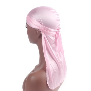 Bas quantité minimale de commande Logo personnalisé <span class=keywords><strong>pas</strong></span> <span class=keywords><strong>cher</strong></span> longue queue Pirate chapeau Turban Hip Hop tête porter Bandana mode soyeux <span class=keywords><strong>Durag</strong></span> pour le cyclisme - Product Image 4
