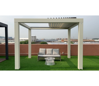 Pergola rétractable en aluminium avec toit imperméable pour jardin et villa, finition luxe thermolaquée